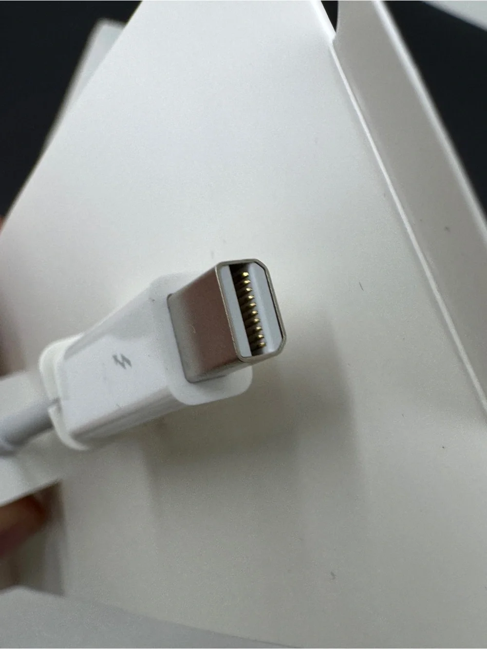 Apple thunderbolt to ethernet adapter